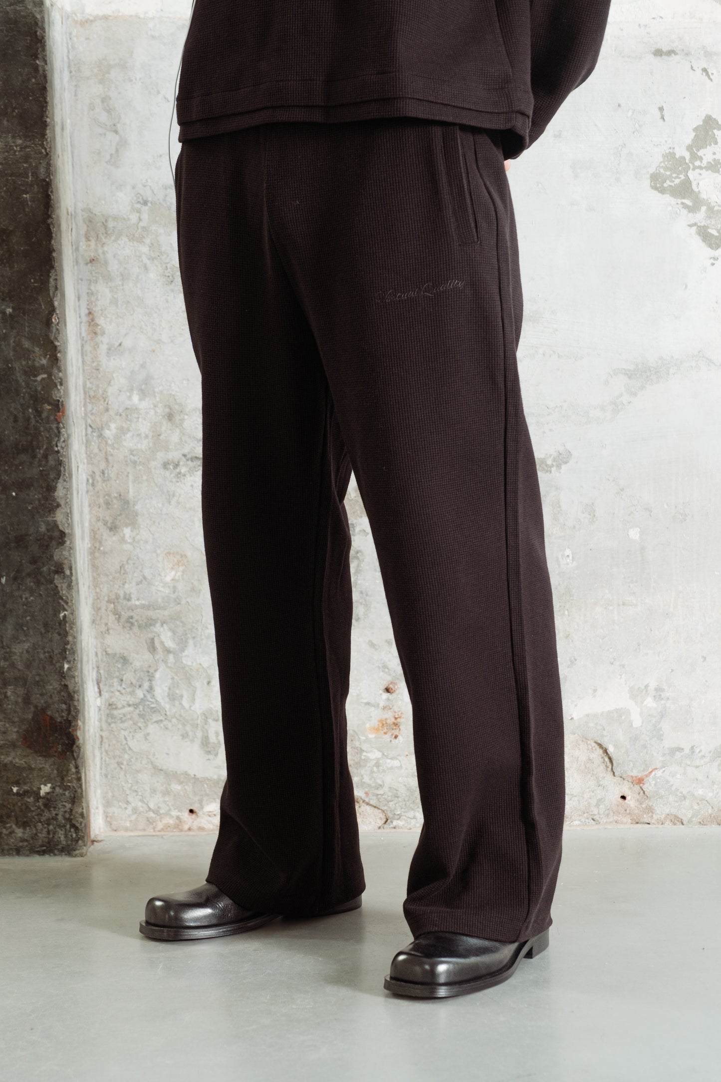 WAFFLE SWEATPANTS - ONYX BLACK