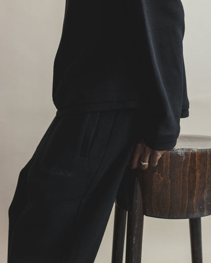WAFFLE LONGSLEEVE - ONYX BLACK